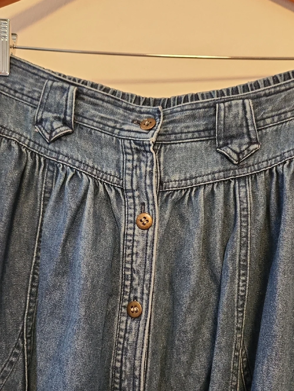Chaus Sport Vintage Classic Button-Front Denim Skirt - Blue Midi/Maxi Size 8